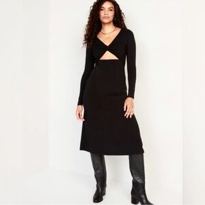NWOT Old Navy Cutout Midi Dress